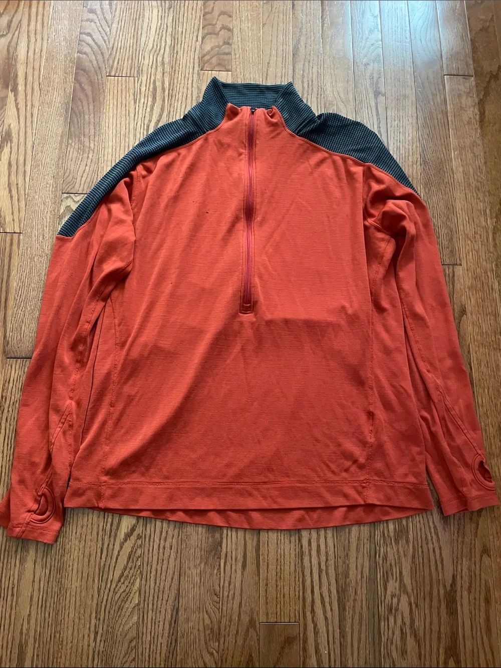 Smartwool 1/4 Zip Orange Pullover Men’s Sz Large *Flaw*